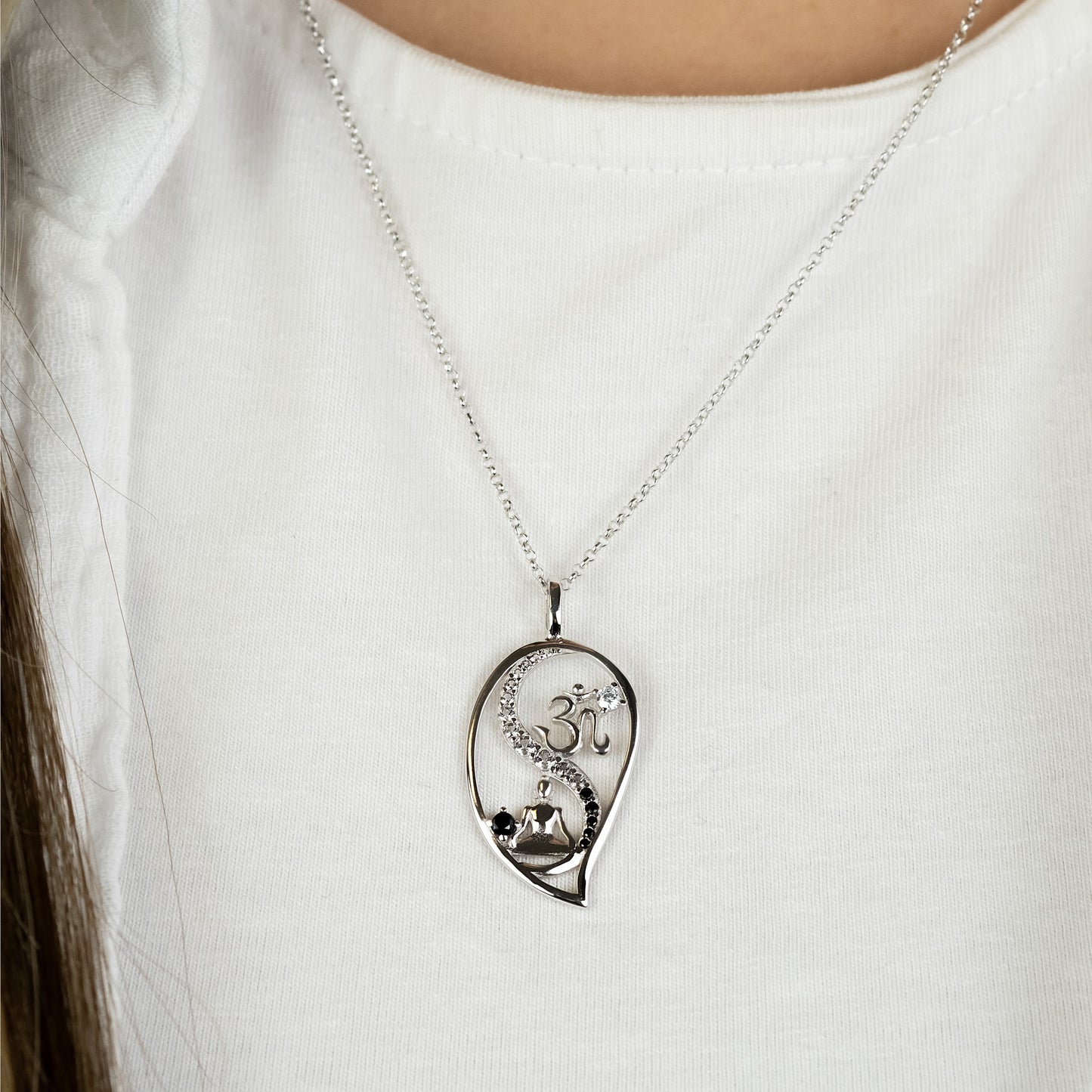Necklace Drop Silver with Zirconia